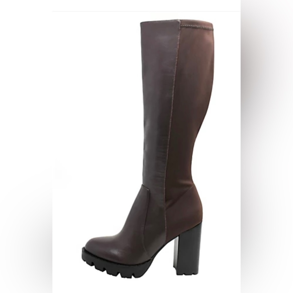 NEW !!!Charles David Leather Tall Boot - Gala NEW!!!fits 7.5